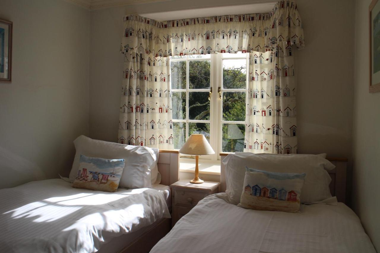 Bed and Breakfast Court Barton Farm à Aveton Gifford Extérieur photo